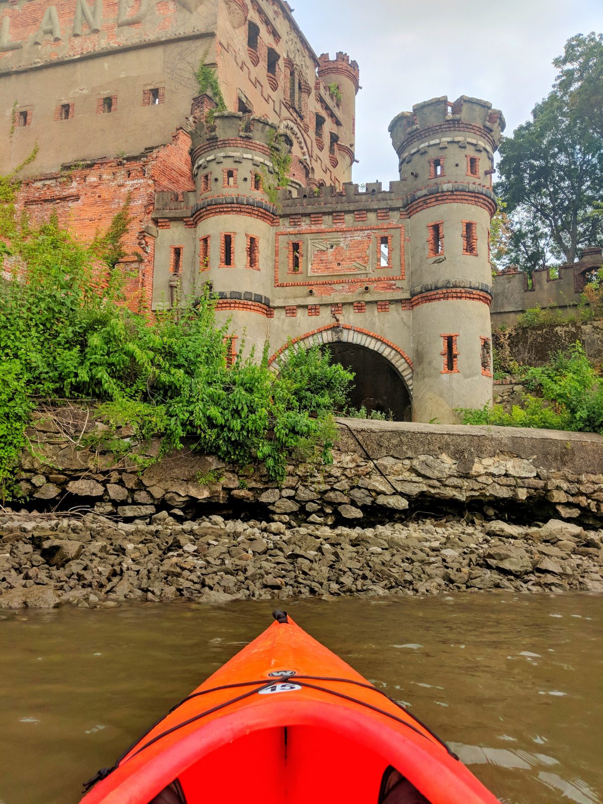 Bannerman's Castle, arsenal hold